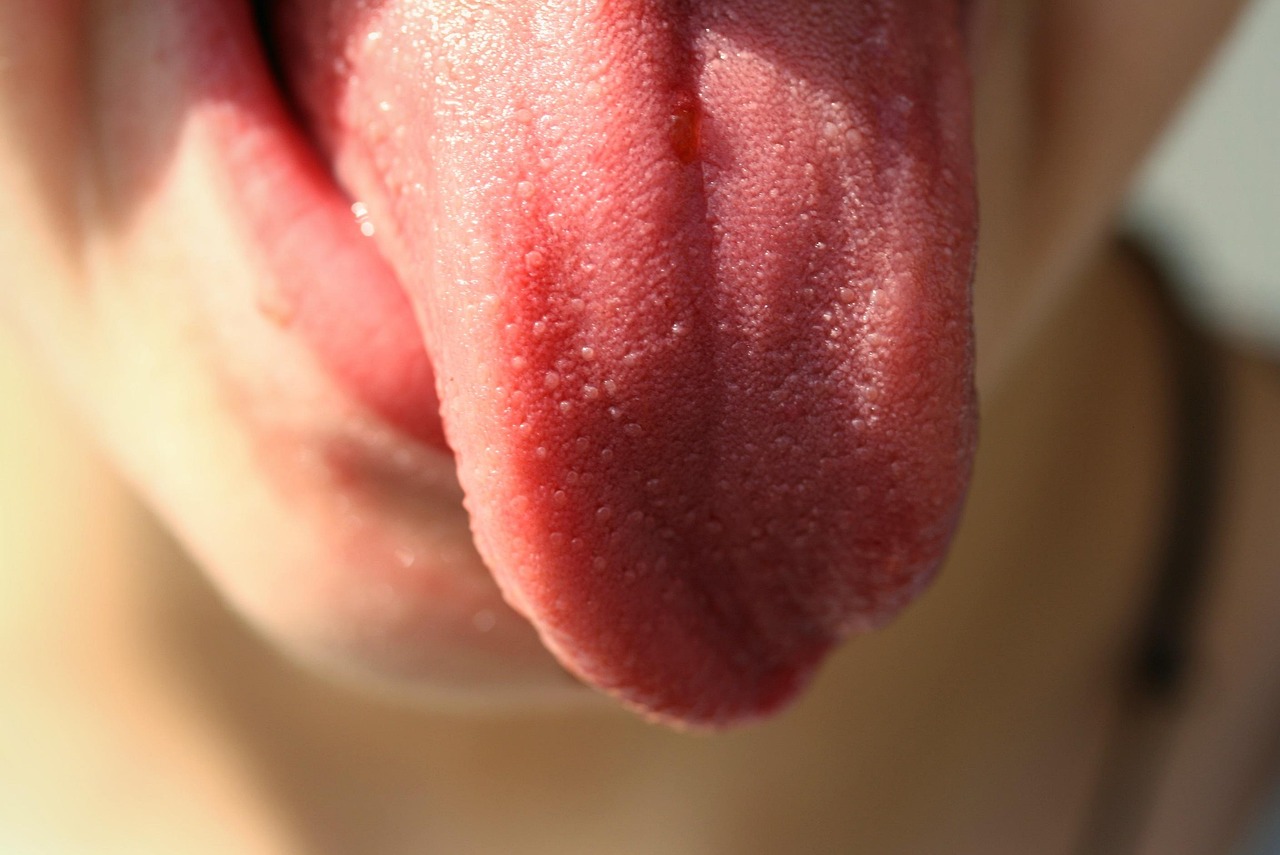 舌磨きの頻度はどのくらいが理想ですか？
